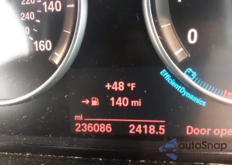 2015 BMW X3 xDrive28I z USA, uszkodzony, nr VIN 5UXWX9C50F0D57657